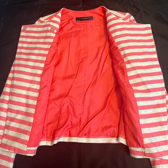 The Limited Coral and Cream Striped Blazer - Picture 5 of 6